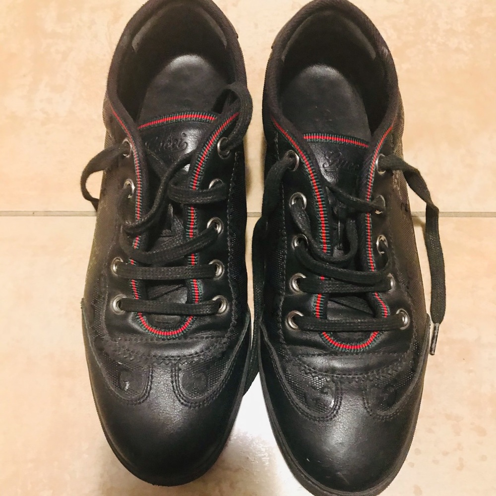Gucci tennis shoes